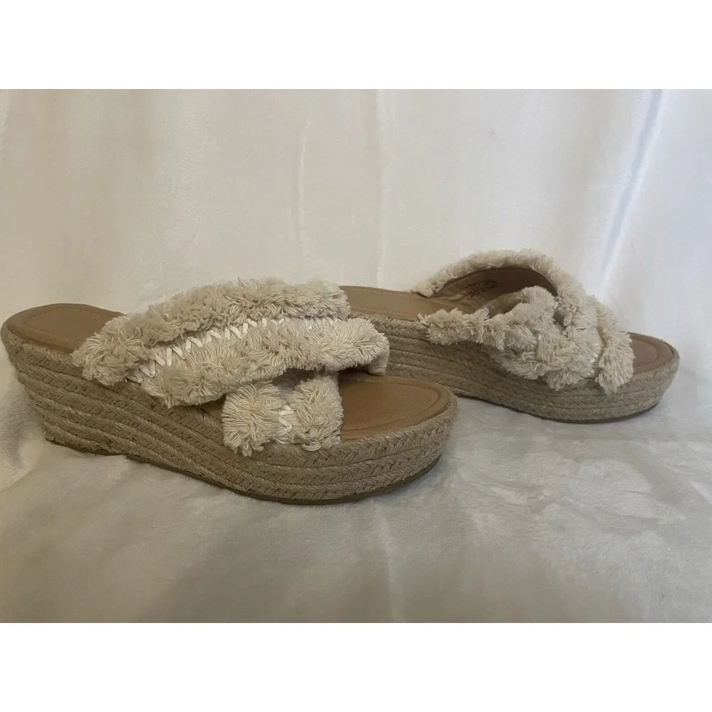Altar'd State Platform Wedge Sandals Women's Size 7 Wales‎ Furry Espadrille